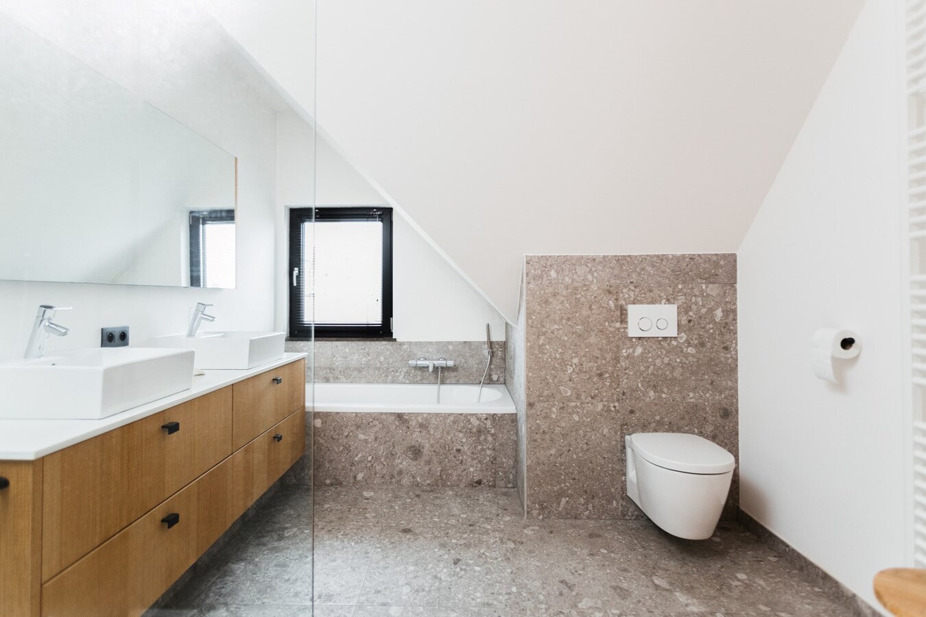 Luxueuze, energiezuinige woning 235 m² met 4 slaapkamers en 2 badkamers 