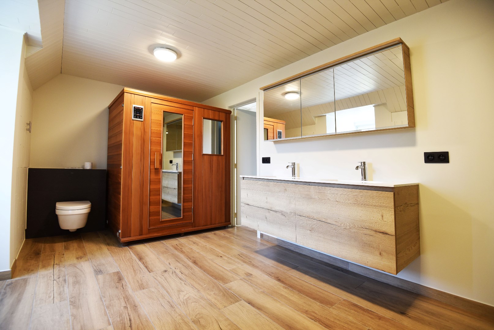 Charmante villa met 3 slpks, garage en tuin te Adegem 