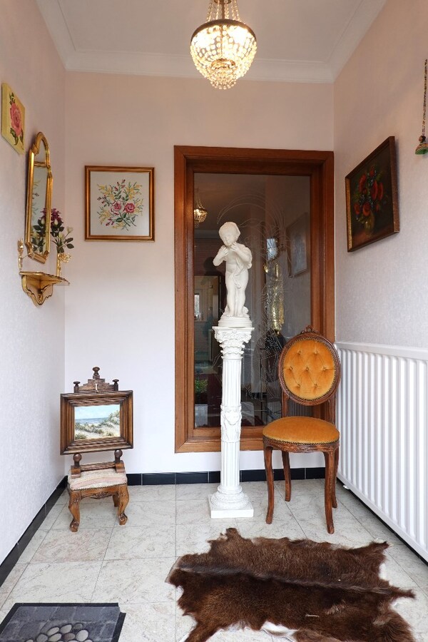 Unieke laagbouwvilla met dubbele garage te Ichtegem 