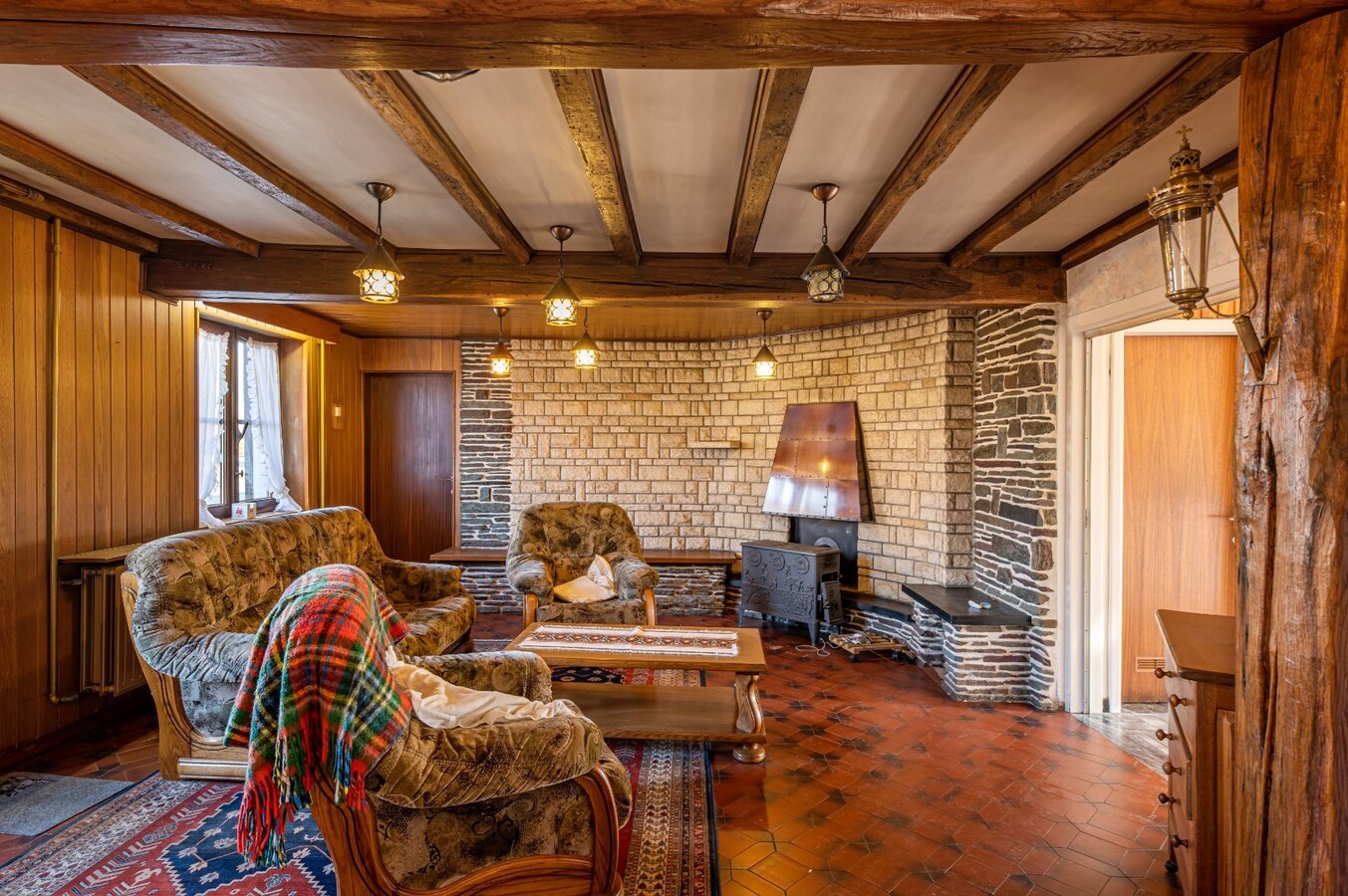 Authentieke hoeve met bijgebouw op 52 a 84 ca 