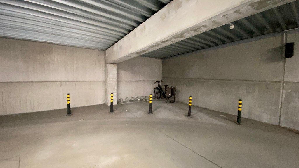 Recente kantoren en magazijnen te huur in Westpoort Zwijndrecht