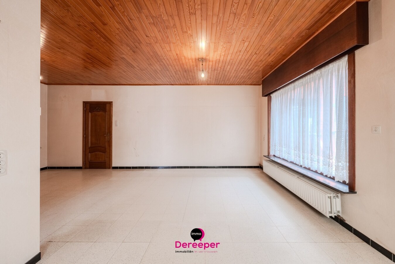 Projecteigendom met tal van ontwikkelingsmogelijkheden op perceel van 2.084 m² 
