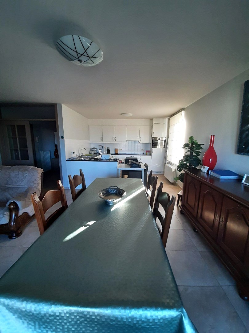 Mooi, ruim en gezellig appartement (98m²) te Geel 