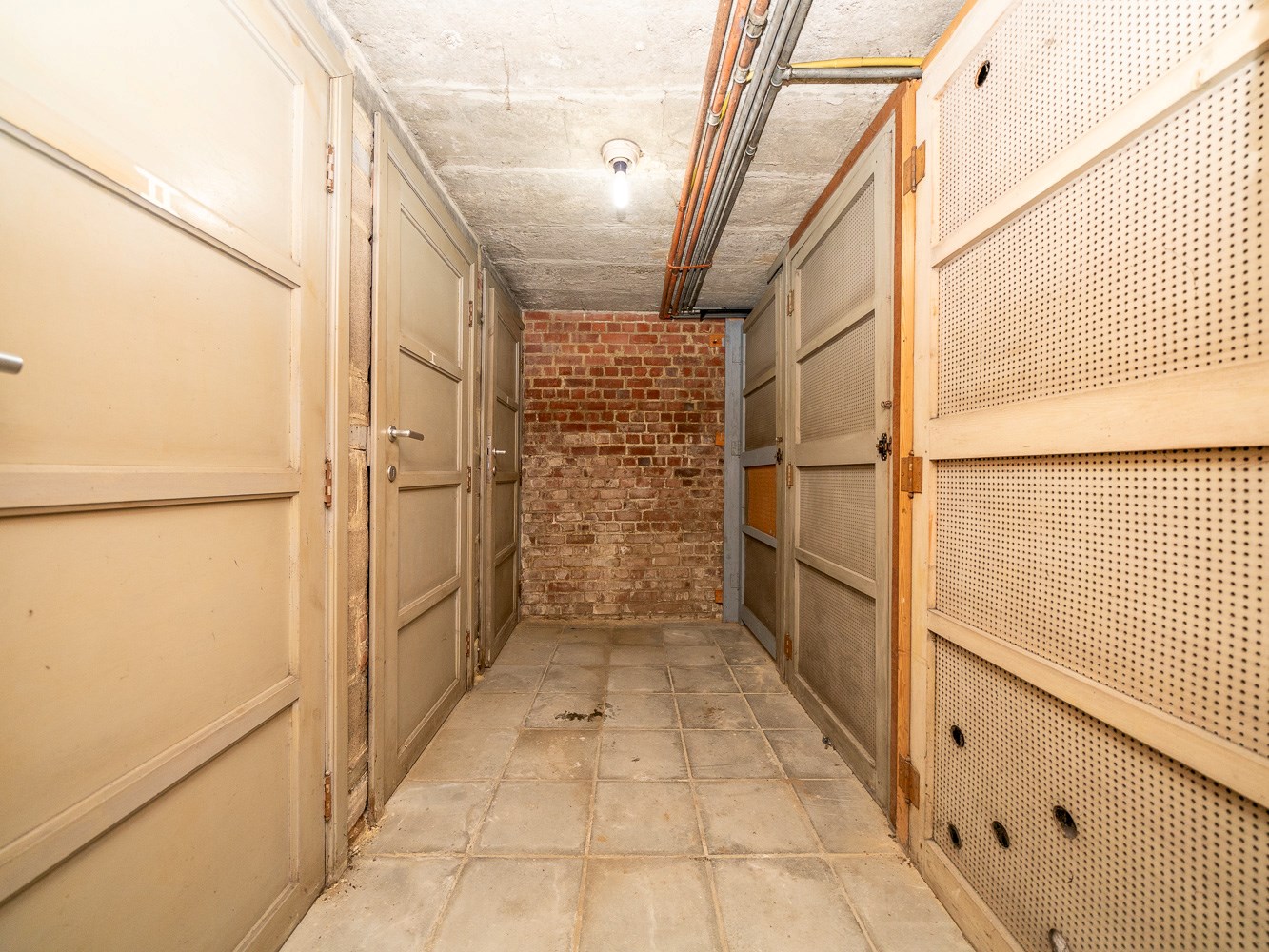 Opbrengsteigendom met 3 units op zeer gunstige locatie 