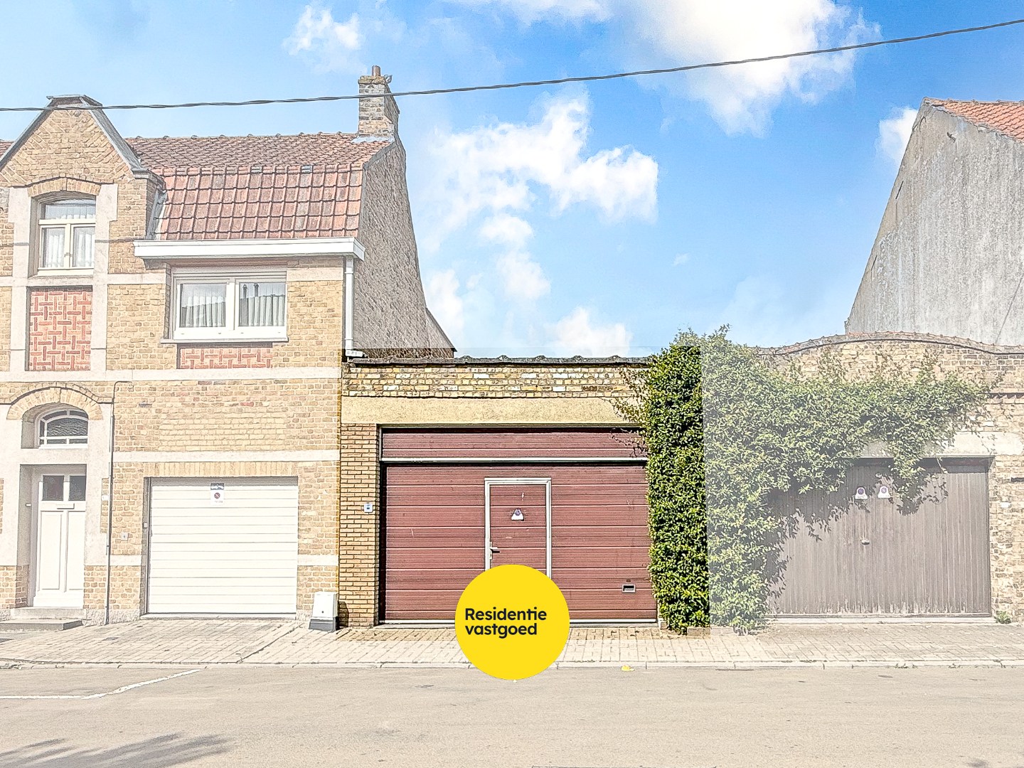 Prachtig herehuis met woonst en handelsruimte te Nieuwpoort-Stad op een zeer commerciële ligging in de Marktstraat op 400 m². 