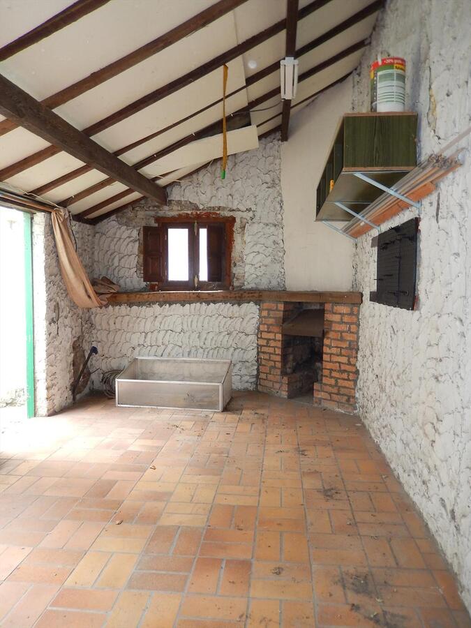 Op te frissen woning met tuin in hartje van Brugge! 