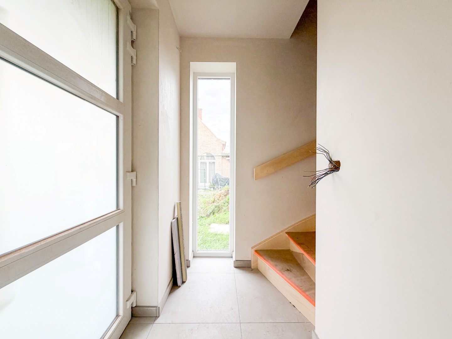 Rustig gelegen energiezuinige nieuwbouwwoning met 4 slpk, op ruim perceel, Torhout. 