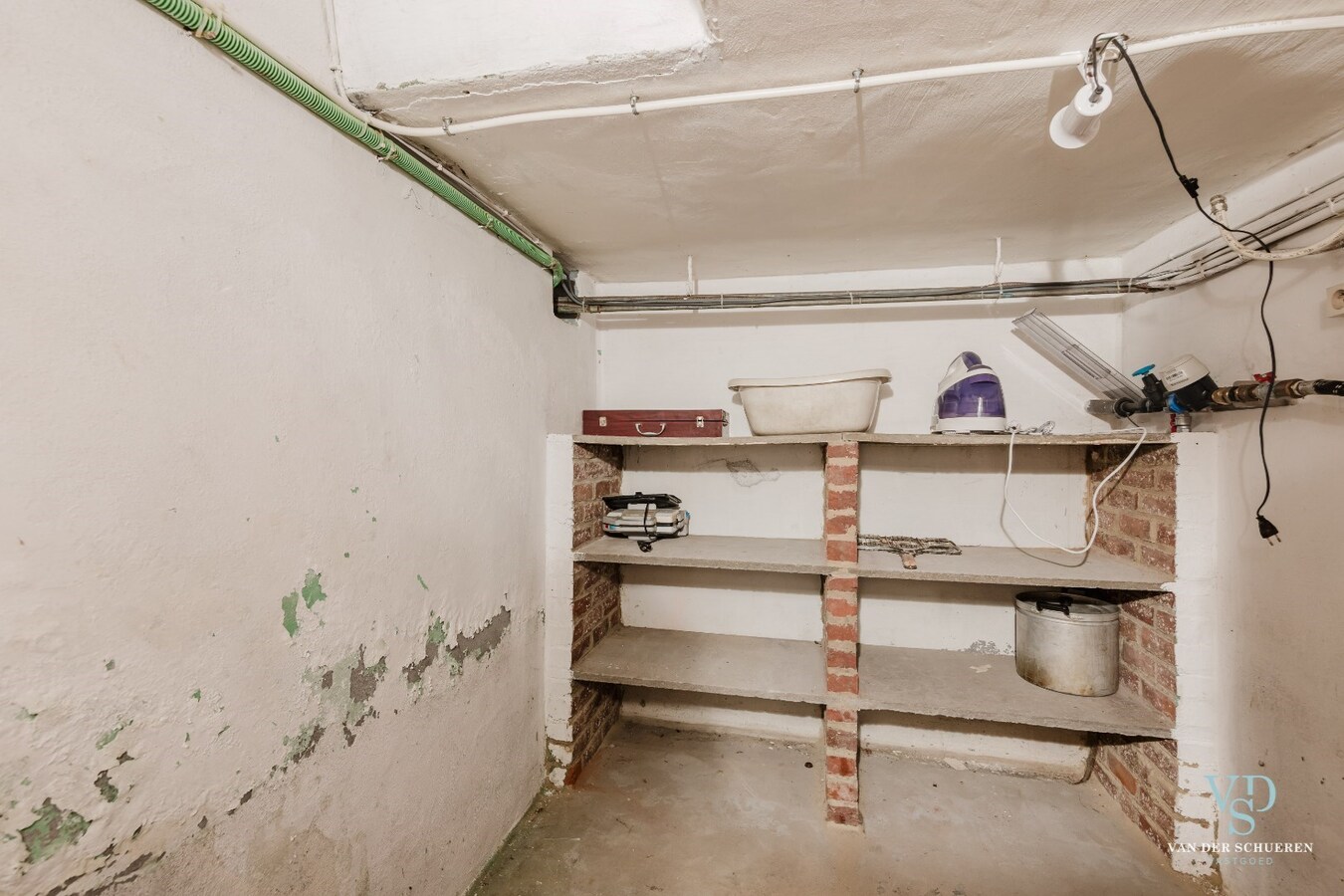 Degelijke, goed gelegen gezinswoning. 