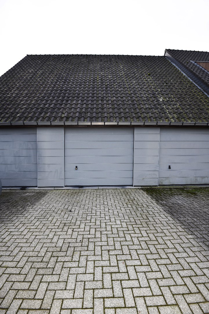 Gelijkvloers appartement met tuin en garage te Kaprijke 