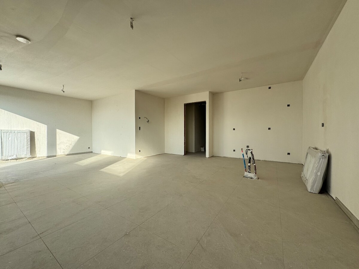 Uniek nieuwbouw appartement met 2 slaapkamers en veel zonlicht te Eernegem 