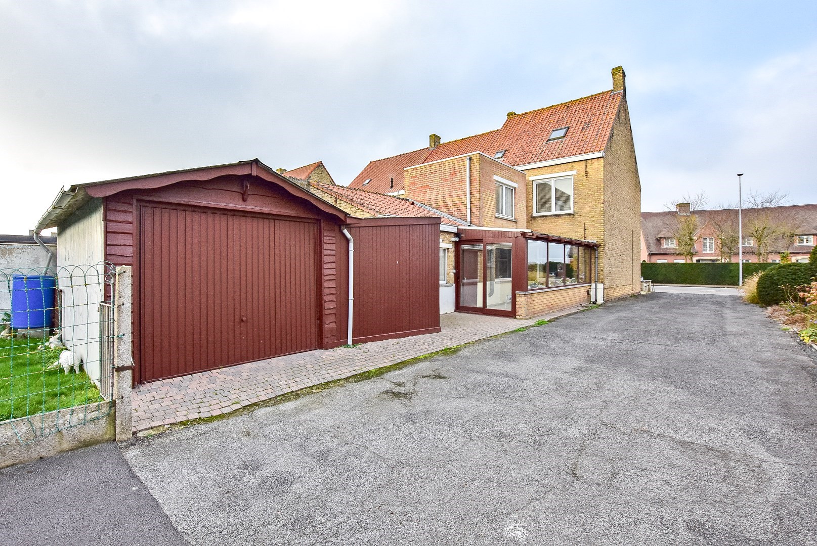 Ruime gezinswoning met zuidgerichte tuin op 477m². 