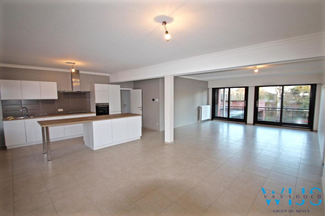 Prachtig 3 slaapkamerappartement CENTRUM EVERGEM 