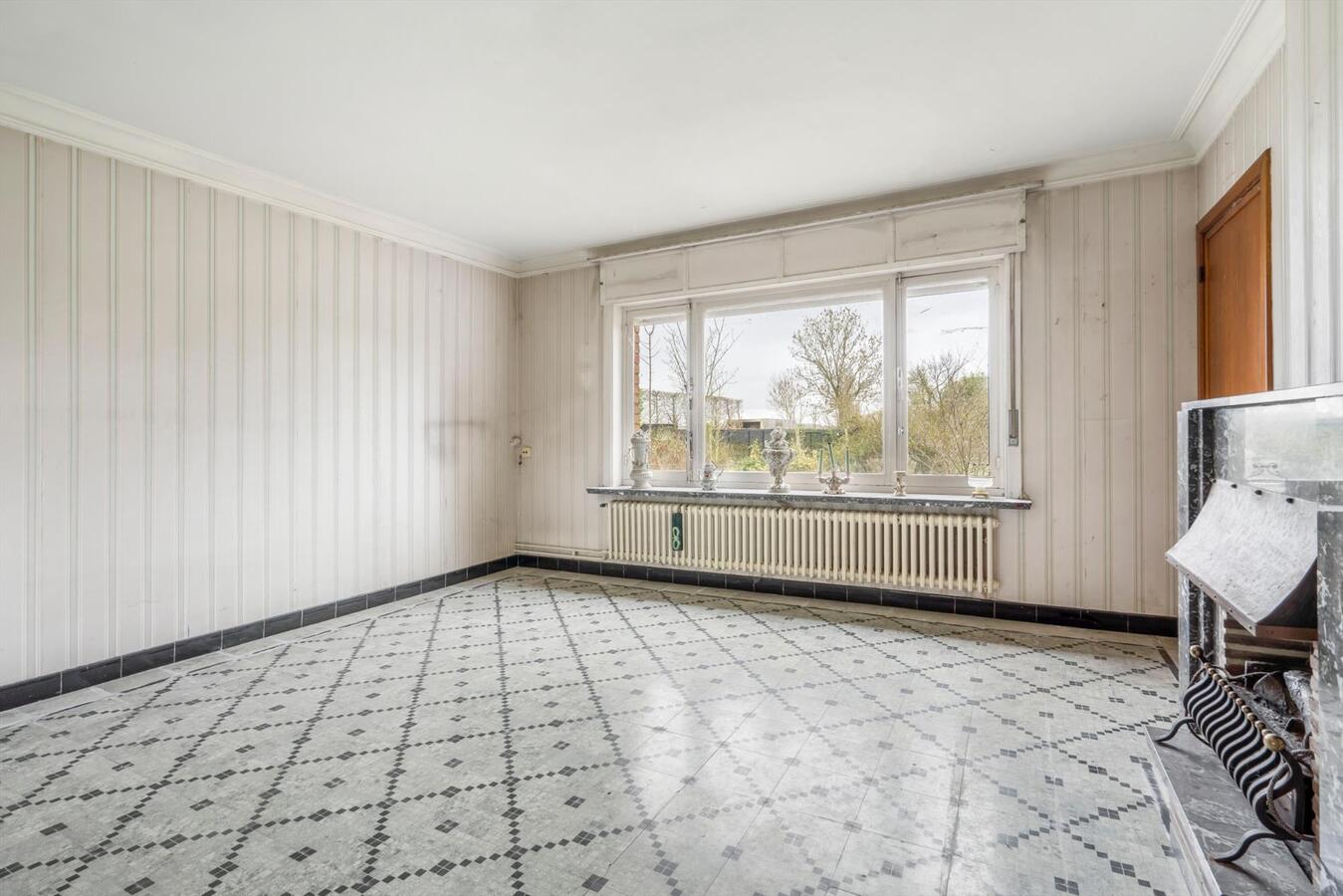 Rustige gelegen open bebouwing met bouwgrond op 1780 m² te Koekelare 