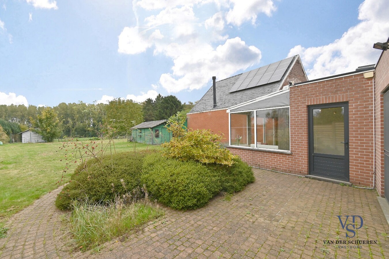 Tijdloos en ruim (> 300 m²) wonen. 