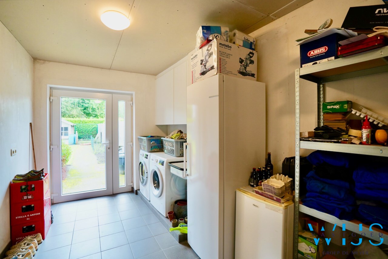 Gezellig instapklaar woonhuis in het hart van Eeklo 