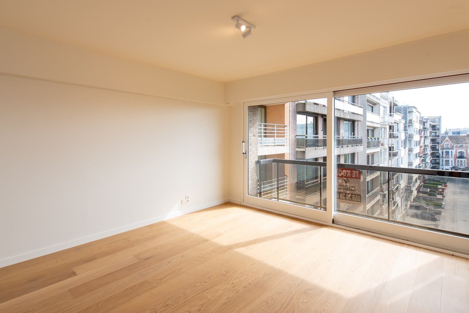 LUXUEUS GERENOVEERD 2 SLPK APP MET ZICHT OP GROEN 