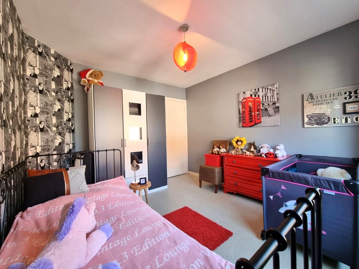 Toffe, ruime en lichtrijke gezinswoning met knappe zuidgerichte tuin - Heist 