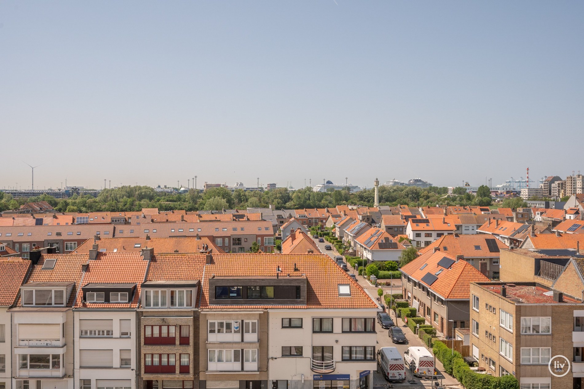 Portes ouvertes Dimanche 26/07 (09h à 16h): Appartement neuf entièrement prêt à emménager avec une largeur de façade de 10m. 