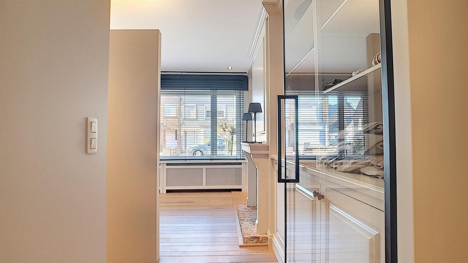 Heerlijk, mooi afgewerkt gelijkvloersappartement met terras - Heist 