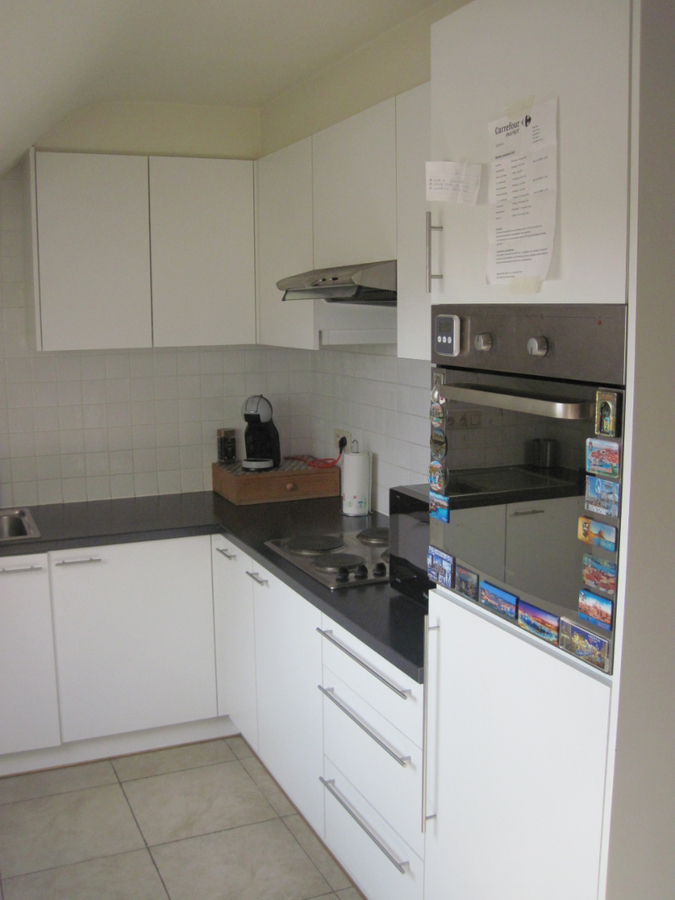 Bijzonder ruim 1-slp-appartement. Met terras. Met garage. 