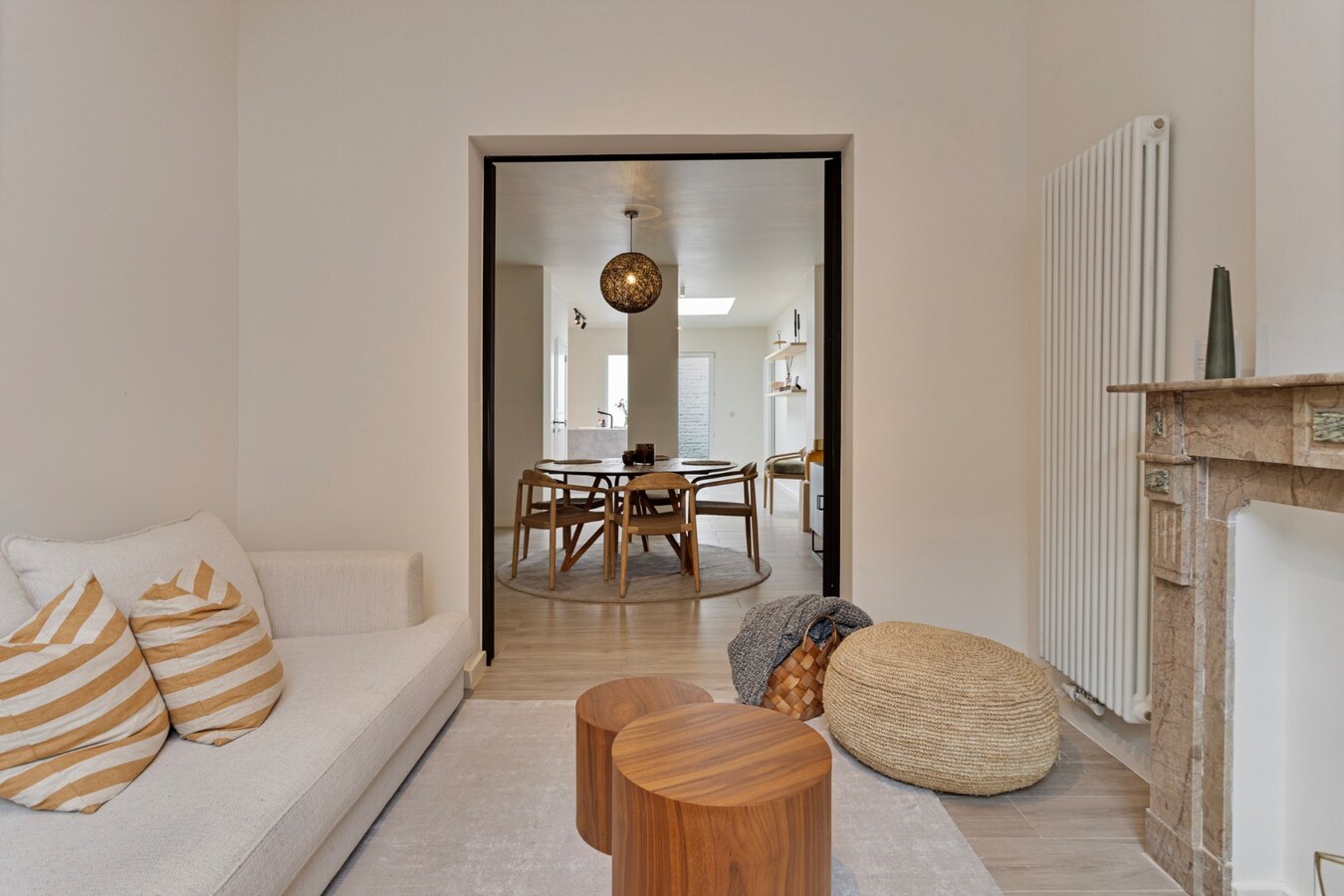 Volledig gerenoveerde en instapklare burgerwoning - 3slpks 