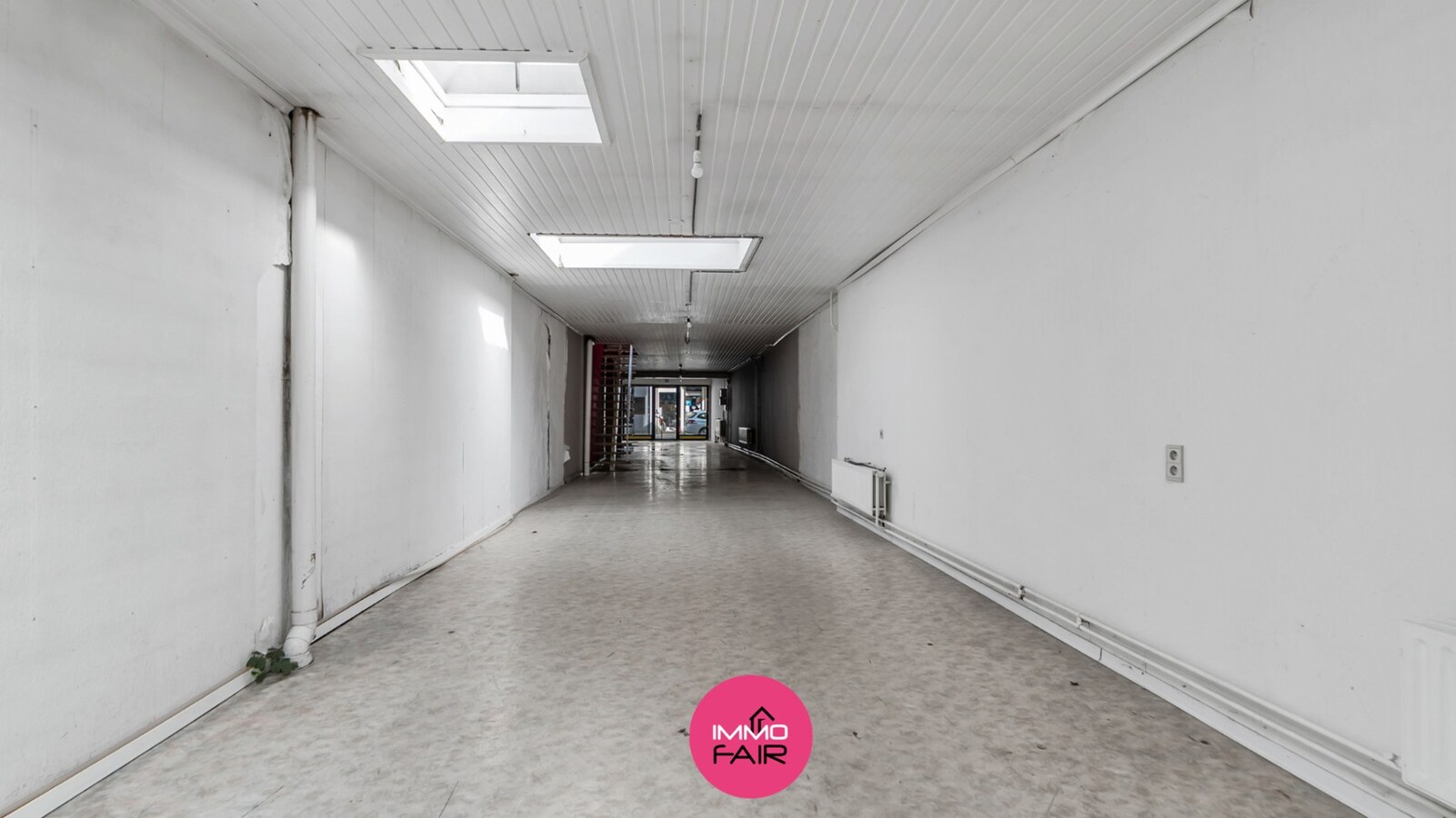 Handelspand met woonst op commerciële toplocatie in Tongeren 