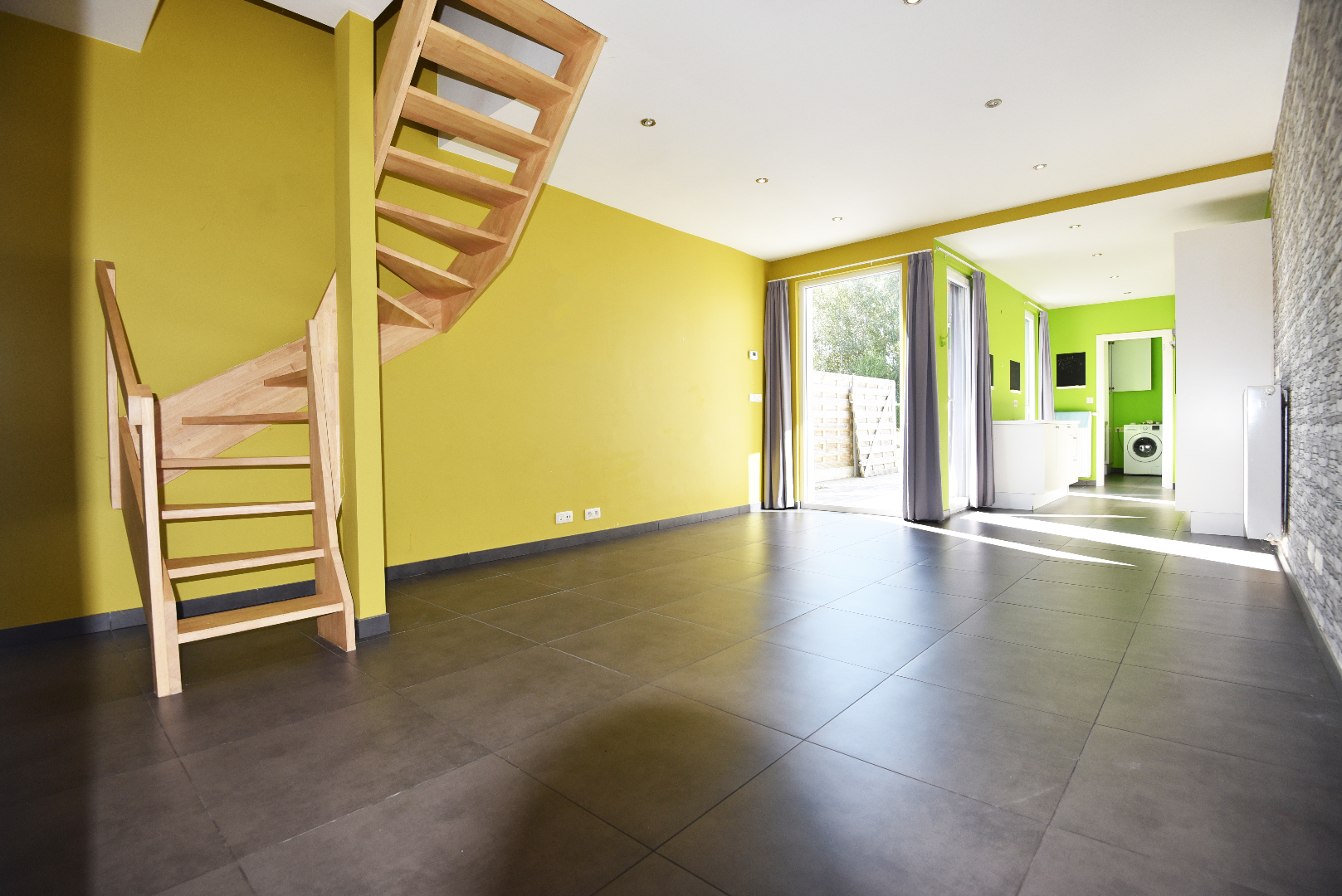 Totaal gerenoveerde energiezuinige woning te Adegem 