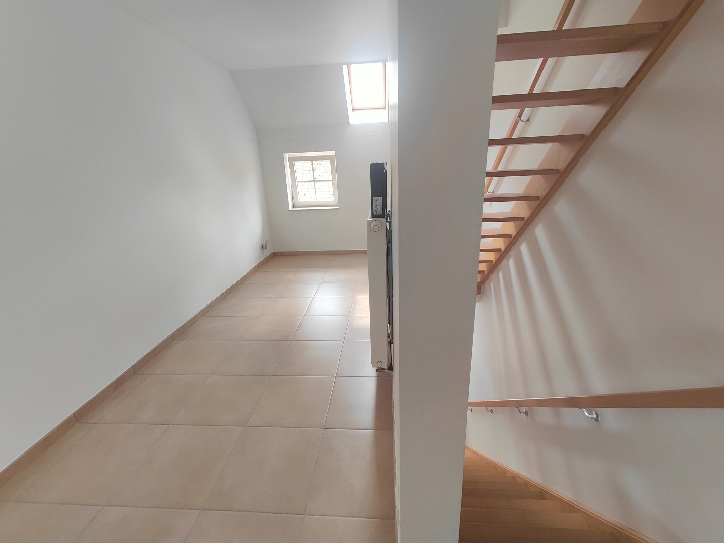 Ruime en centraal gelegen woning in Zeveren. 