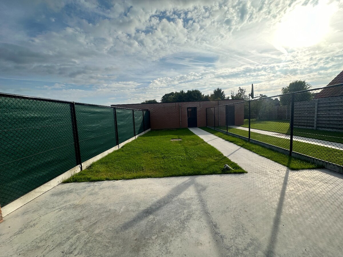 Verrassend ruime nieuwbouwwoning met garage 