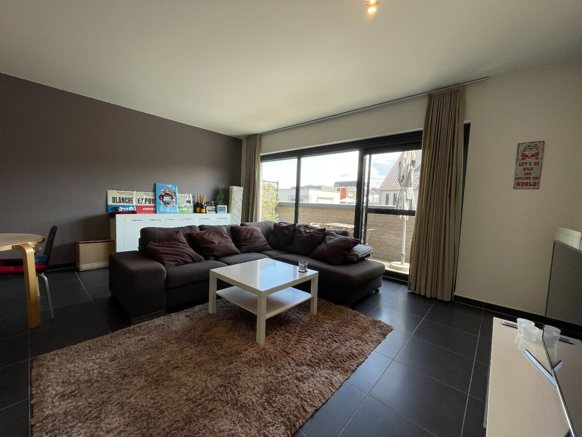 Ruim appartement met terras en 2 slaapkamers in Hasselt - energiezuinig met EPC-label B. 