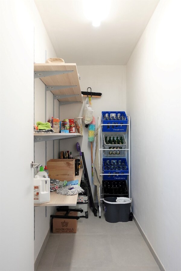 Prachtig afgewerkte moderne nieuwbouwwoning met tuin 