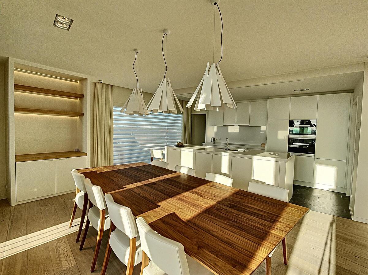 Verhuurd! Prachtig luxueus 2-slpk appartement 