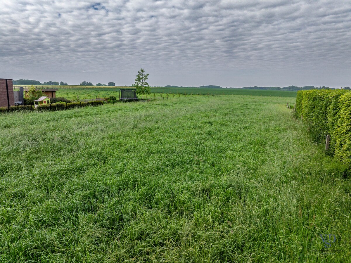 Bouwgrond voor open bebouwing in hartje Baaigem. 