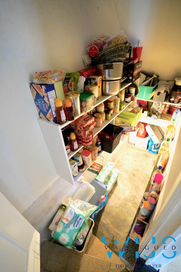 Toffe gezinswoning met garage in het CENTRUM VAN ERTVELDE ! 