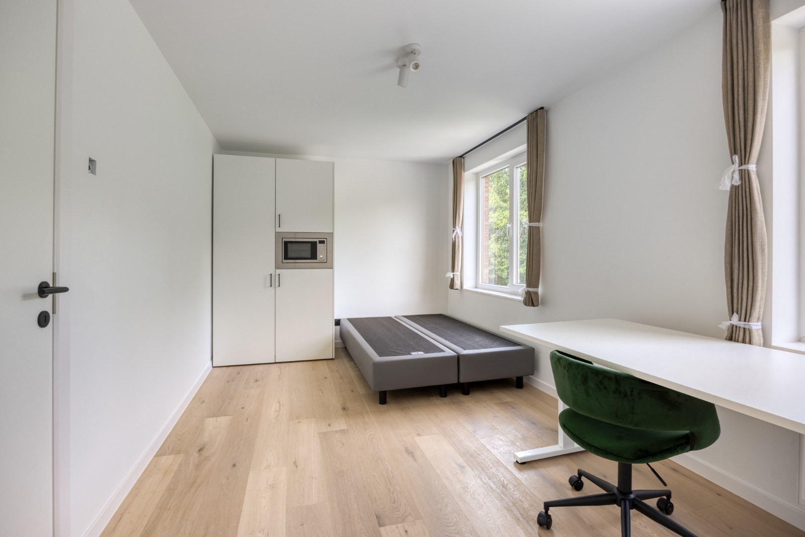 Volledig gerenoveerde studentenkamer in residentie met 29 studentenkamers met eigen sanitair en terras in hartje Leuven - EPC label A! 