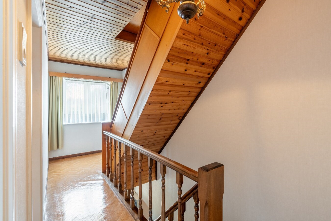 Ruime woning drie slaapkamers 