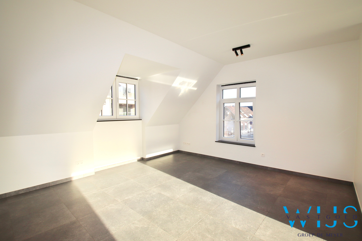 Instapklaar appartement met 2 slaapkamers &amp; terras te ASSENEDE ! 