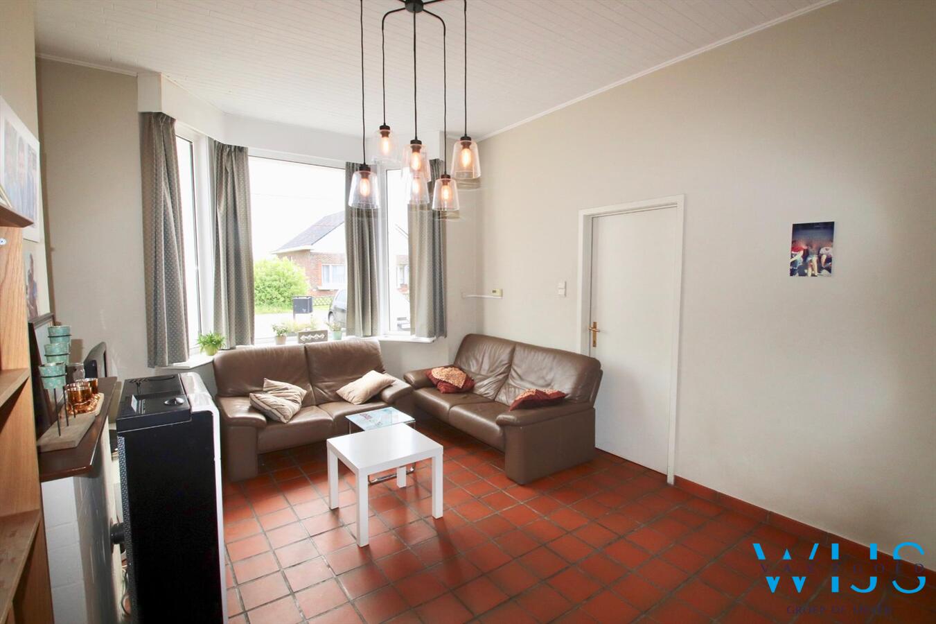 Leuke gezinswoning met 4 slaapkamers + tuin en garage te Zelzate! 