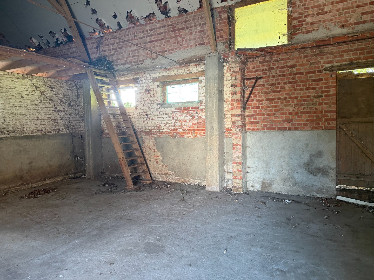 Loods / opslagruimte te huur – Wielsbeke (Grote Molstenstraat) 