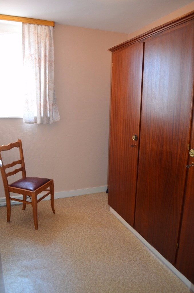 Lichtjes op te frissen woning met garage en tuin te centrum Maldegem 