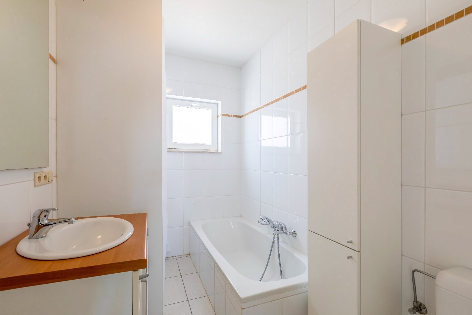 Comfortabel gelijkvloers 1slp. app. nabij het centrum van Sint-Amandsberg 