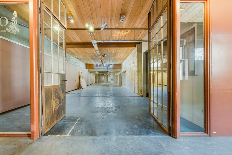 uitzonderlijk groot winkelpand in centrum Brugge 