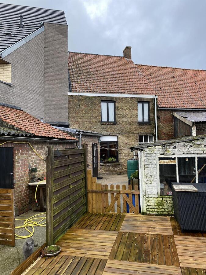 Woning met 3 slaapkamers en garage te Ichtegem 