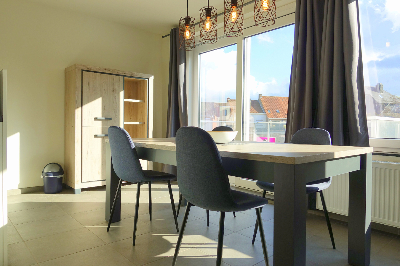 Ruim duplex appartement te Gistel 