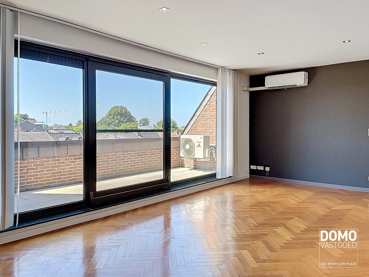 Gerenoveerd appartement in het centrum van Kuringen – 118m² - EPC label: C 