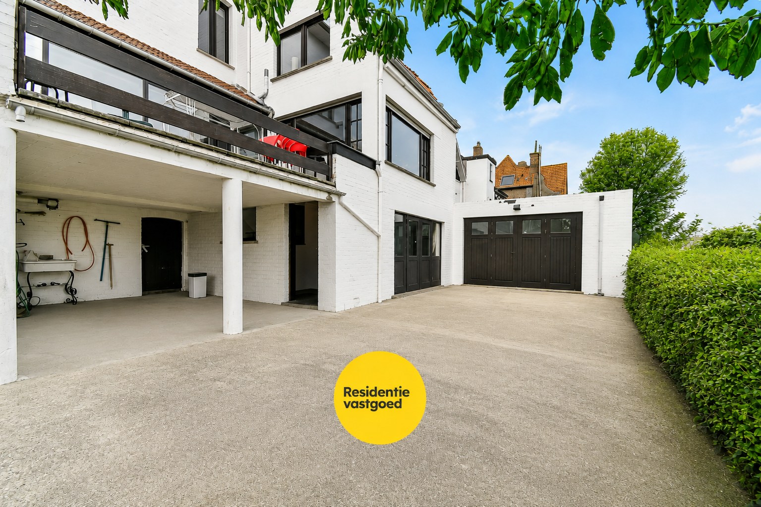 Karaktervolle villa met prachtig vergezicht op wandelafstand van zee 