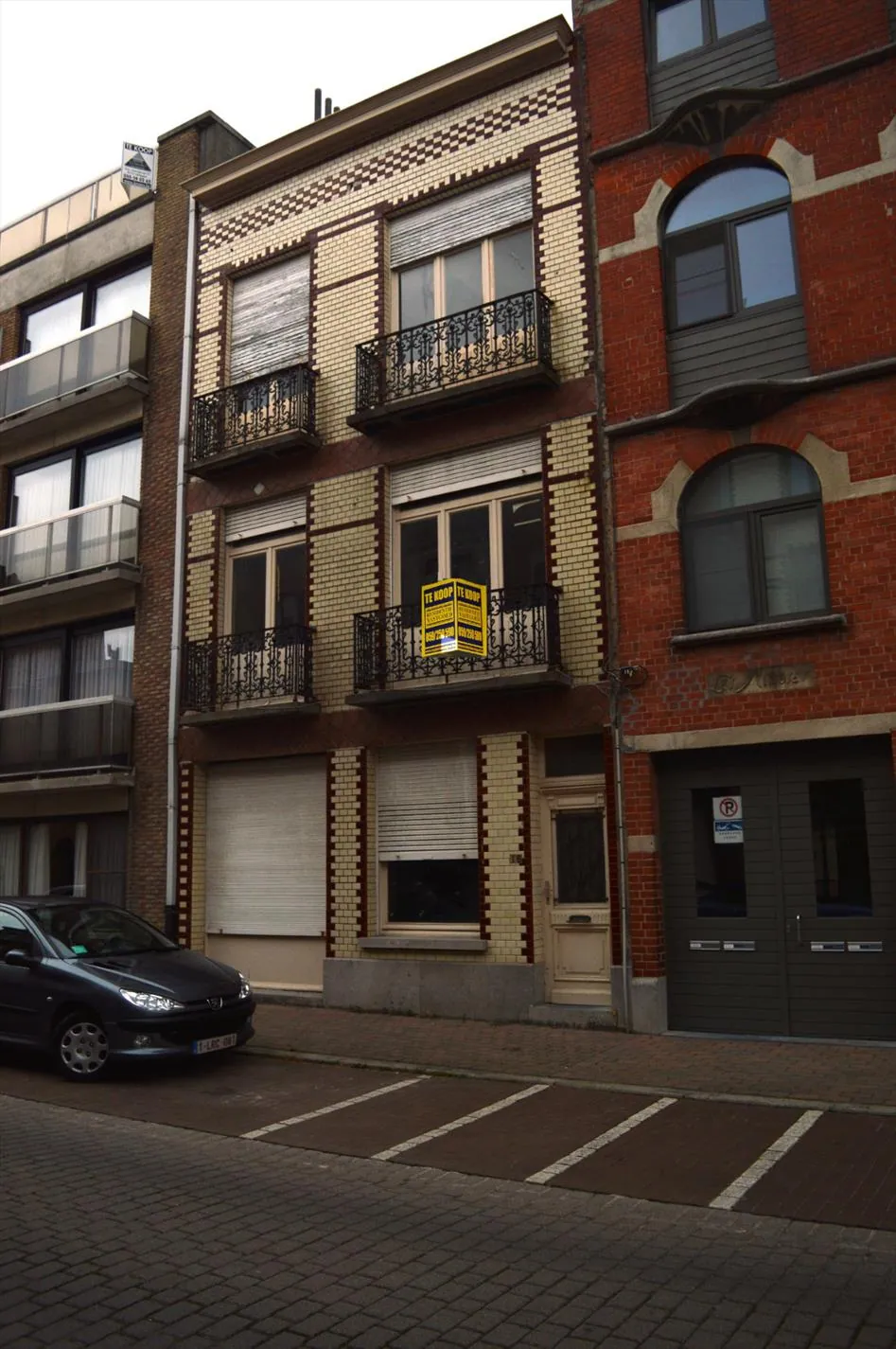 Te renoveren herenhuis te Blankenberge! Ook geschikt als projectgrond!