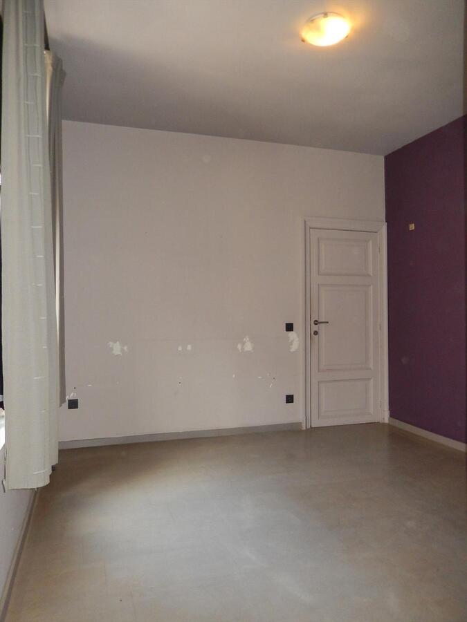 Op te frissen woning met tuin in hartje van Brugge! 