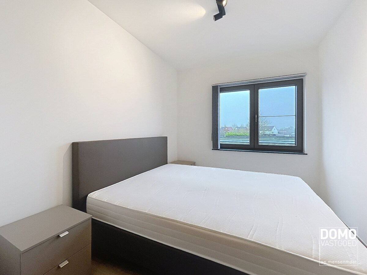 LUXUEUS EN BEMEUBELD 1 SLAAPKAMER APPARTEMENT TE TUILT (KURINGEN) 