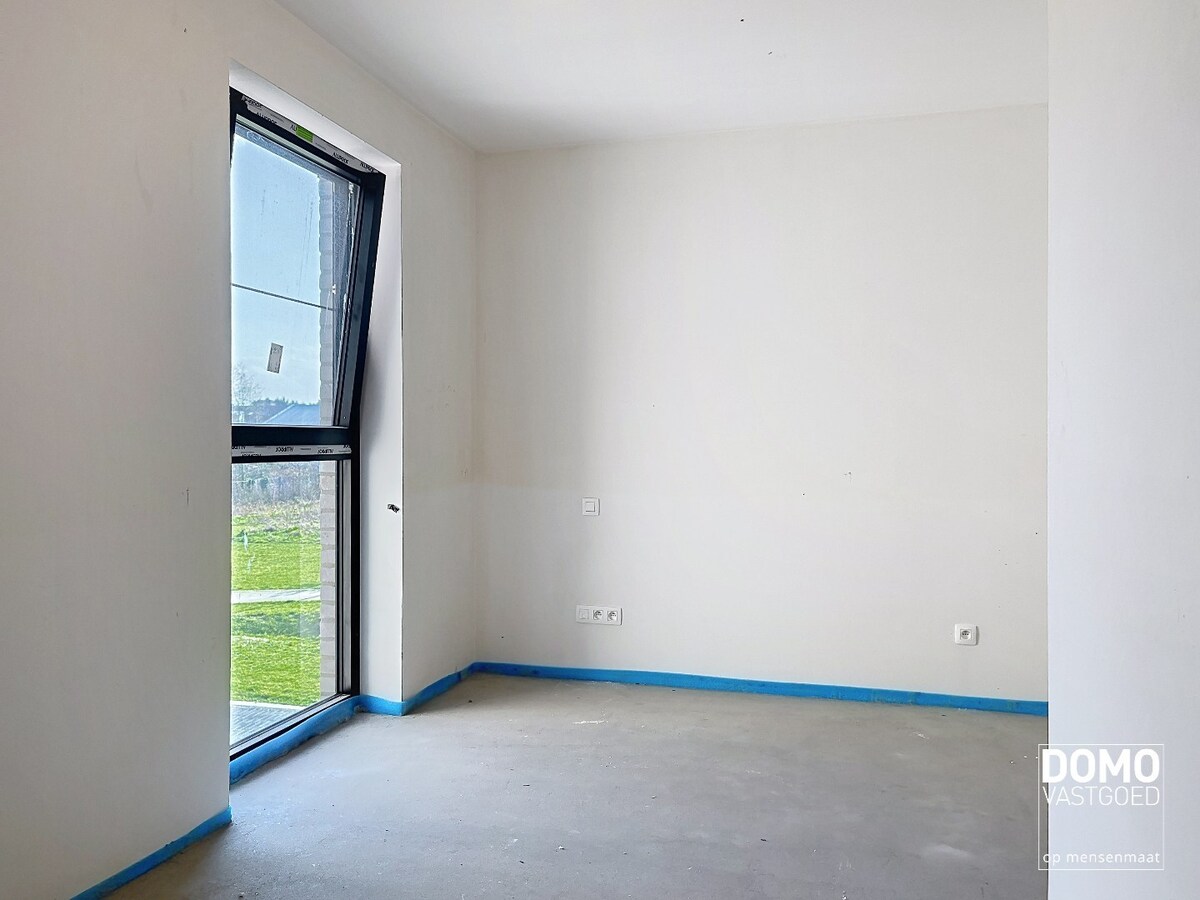 MODERNE NIEUWBOUWWONING CASCO PLUS MET 3 SLAAPKAMERS 